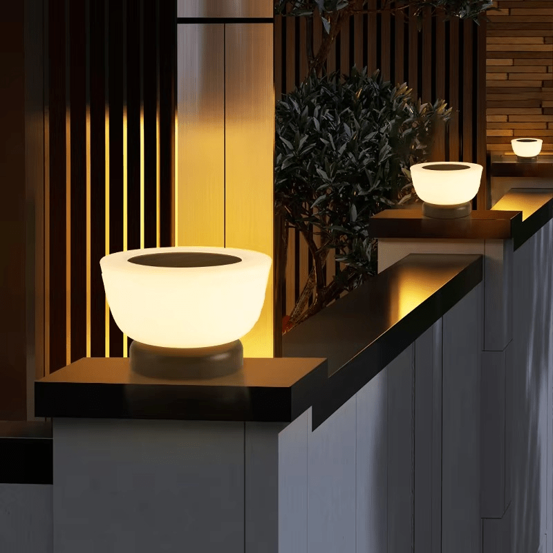 Solar Landing Light – Outdoor LED Pathway Lamp